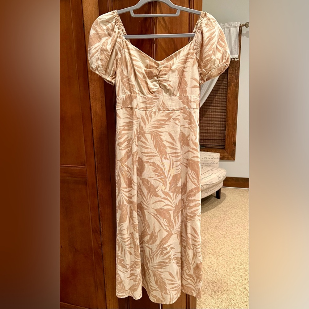 Jessica Simpson Cream and Brown Leaf Maxi Dress